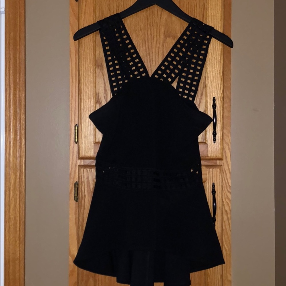 Black lattice strap/waist hi low top